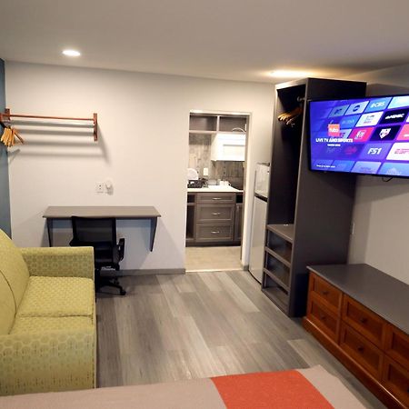 Town Place Studio Apartment Snyder Exterior photo