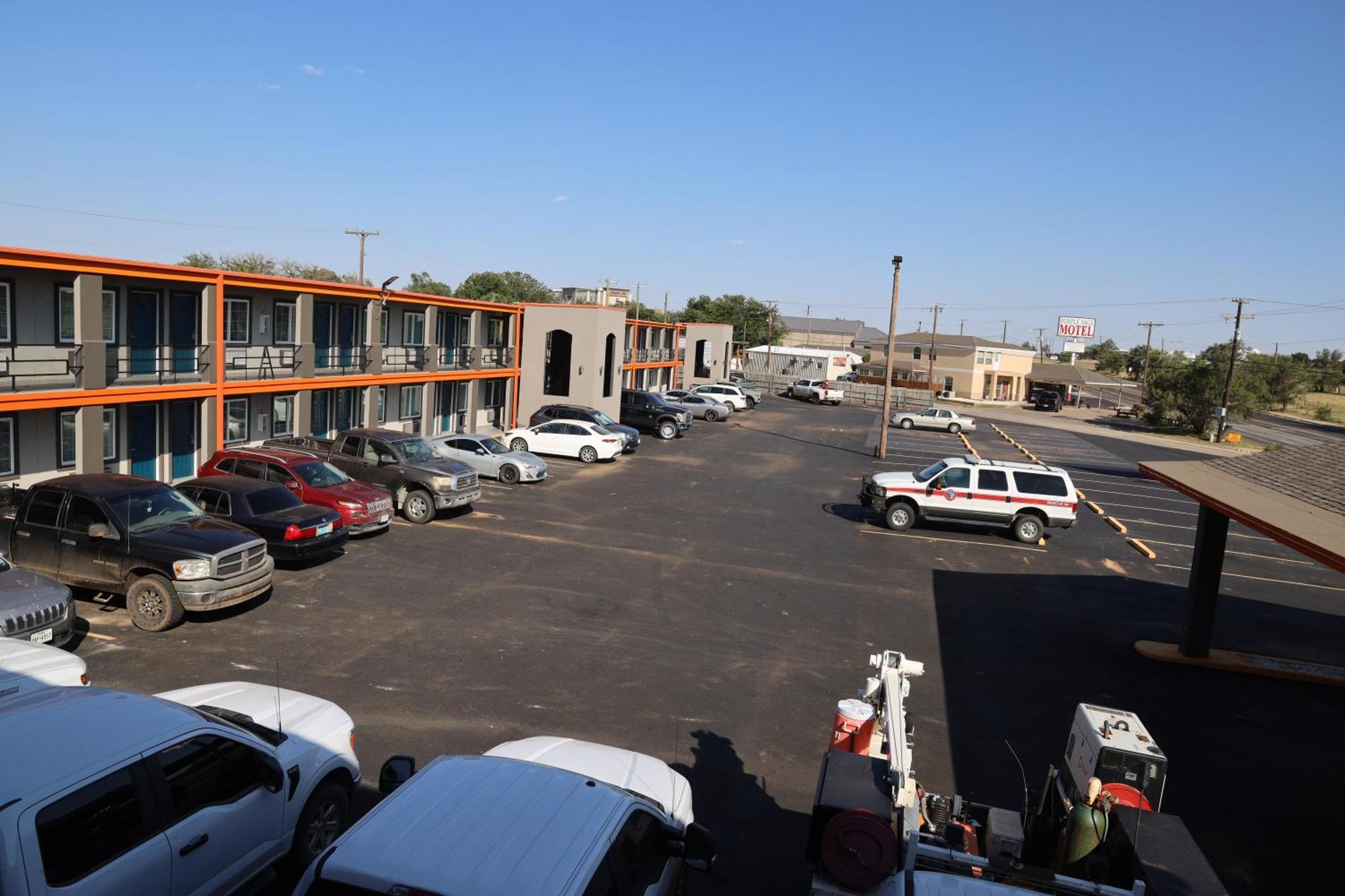 Town Place Studio Apartment Snyder Exterior photo