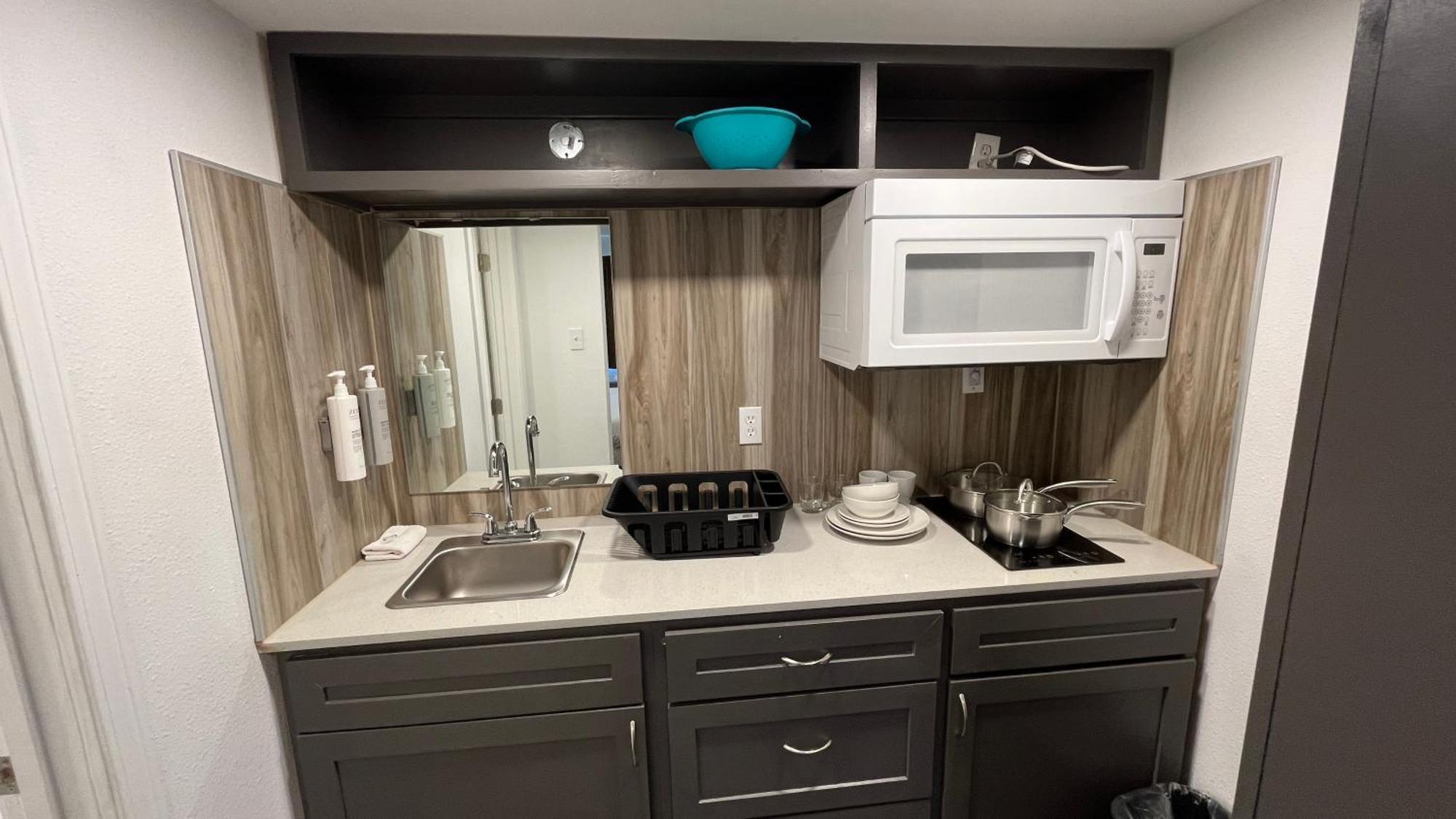 Town Place Studio Apartment Snyder Exterior photo